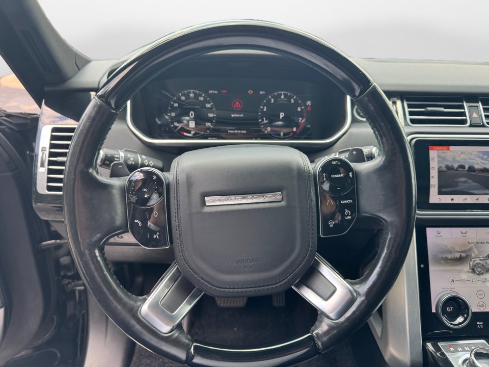 Used 2018 Land Rover Range Rover Supercharged AWD/4WD image 10