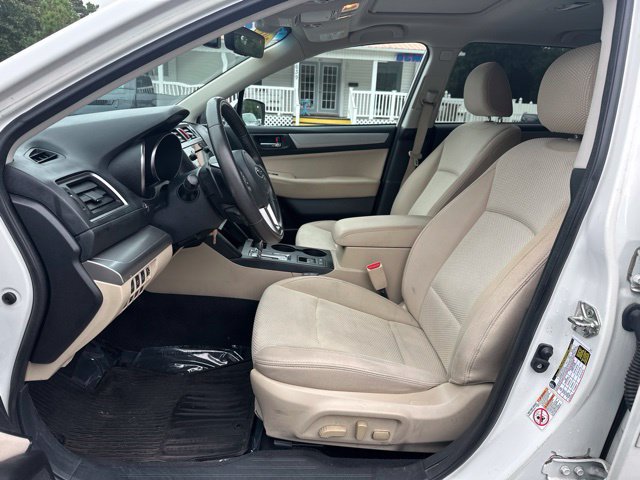 Used 2017 Subaru Outback 2.5i Premium AWD/4WD image 15