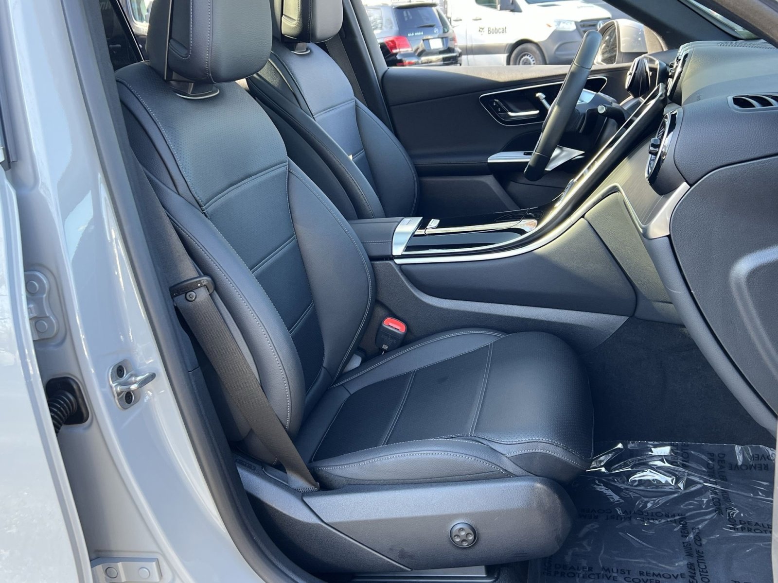 Used 2026 Mercedes-Benz GLC 300 4MATIC image 26