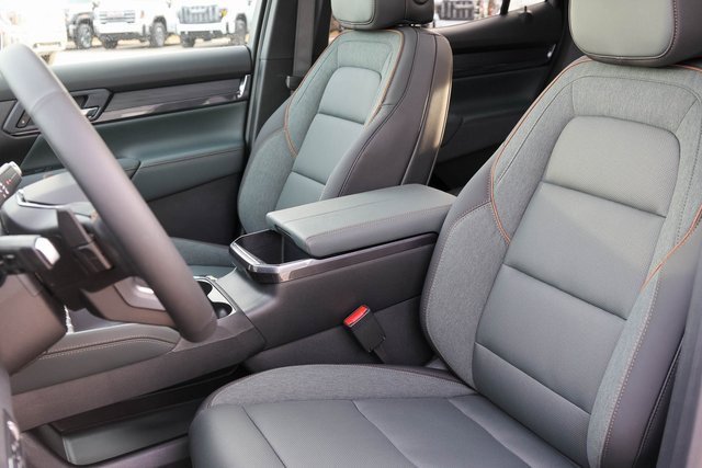 New 2026 GMC Terrain AT4 w/ Technology Package II image 12