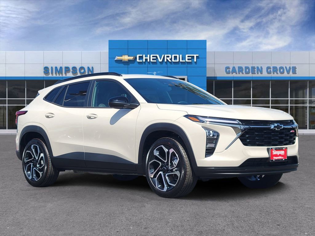 New 2026 Chevrolet Trax RS w/ Sunroof Package FWD image 1