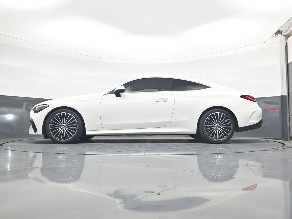 Used 2024 Mercedes-Benz CLE 300 4MATIC Coupe image 19