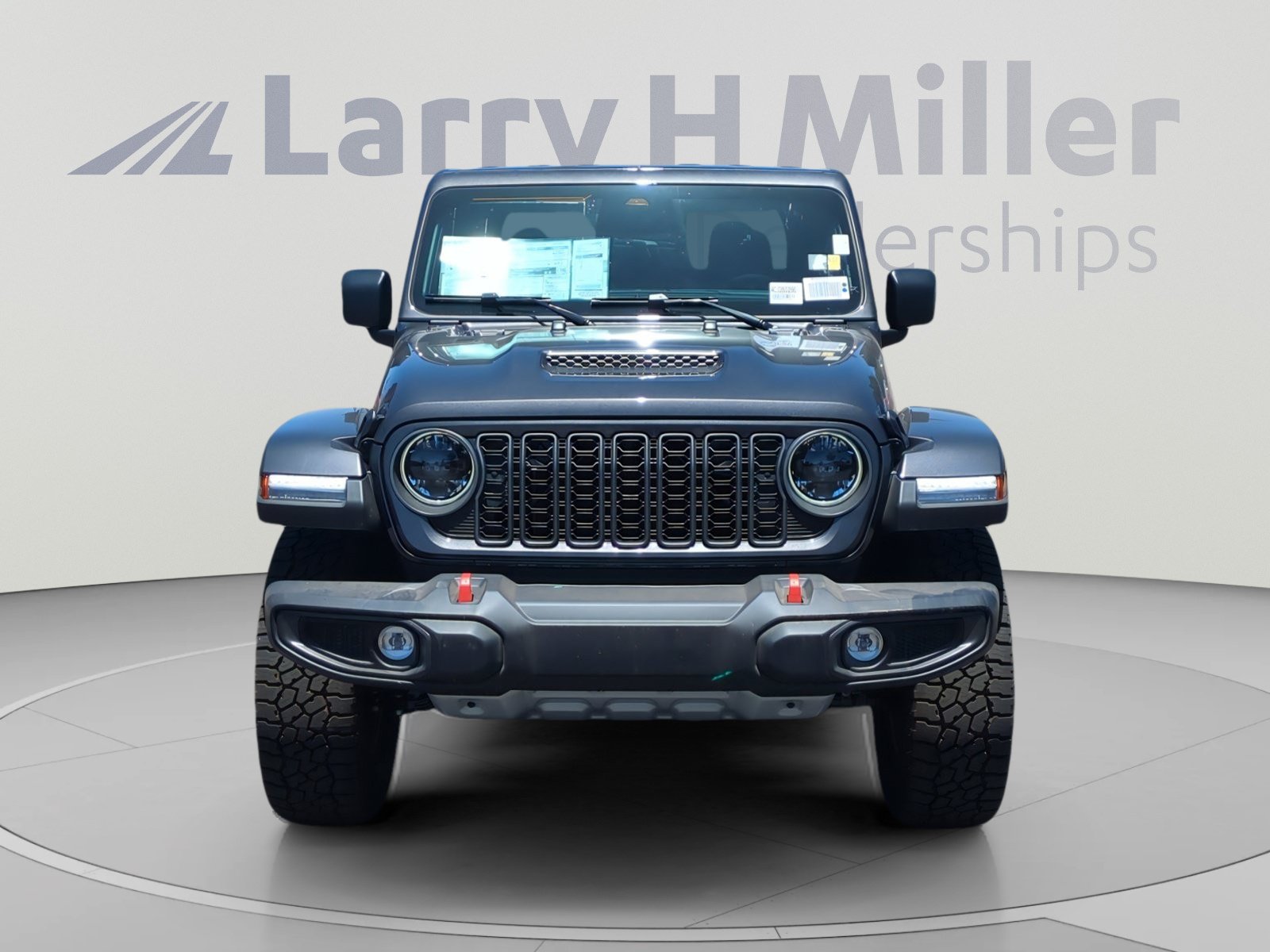 New 2026 Jeep Gladiator Mojave w/ Safety Group AWD/4WD image 8