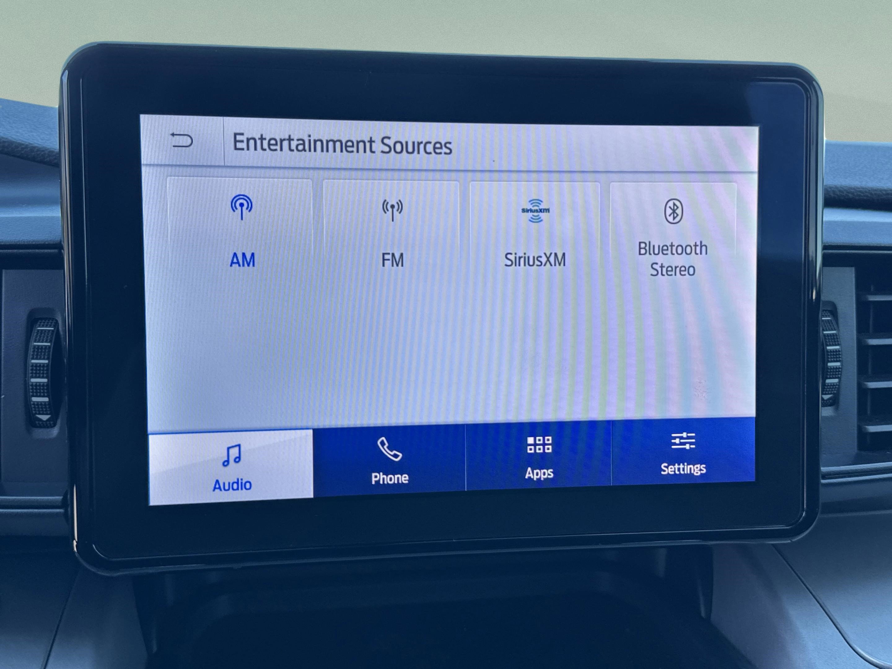 Used 2023 Ford Explorer XLT image 12