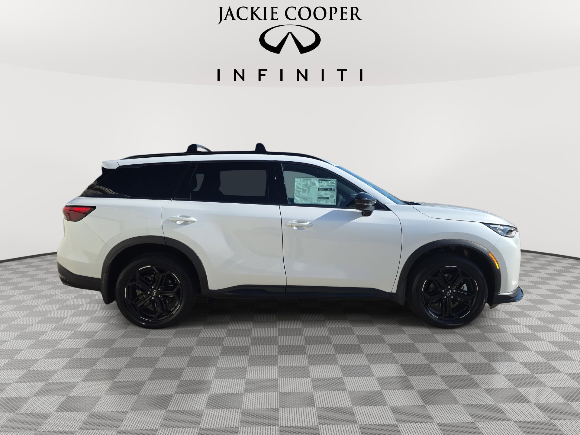 Certified 2026 INFINITI QX60 Sport w/ Dark Cargo Package AWD/4WD image 4