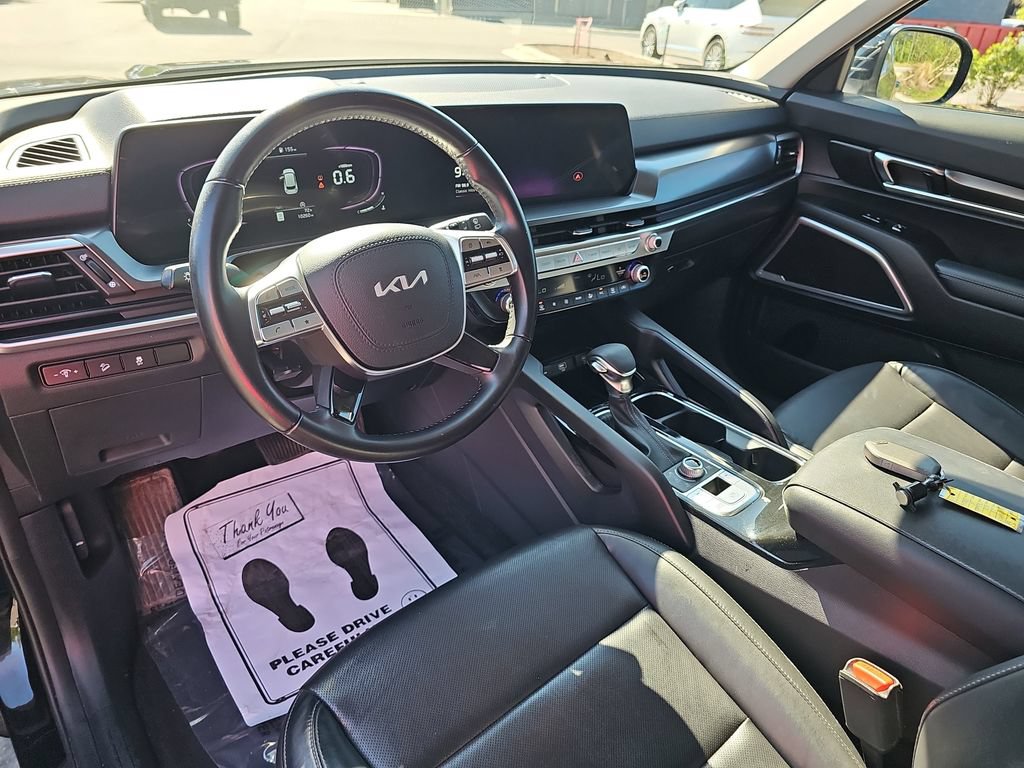 Used 2023 Kia Telluride LX AWD/4WD image 21