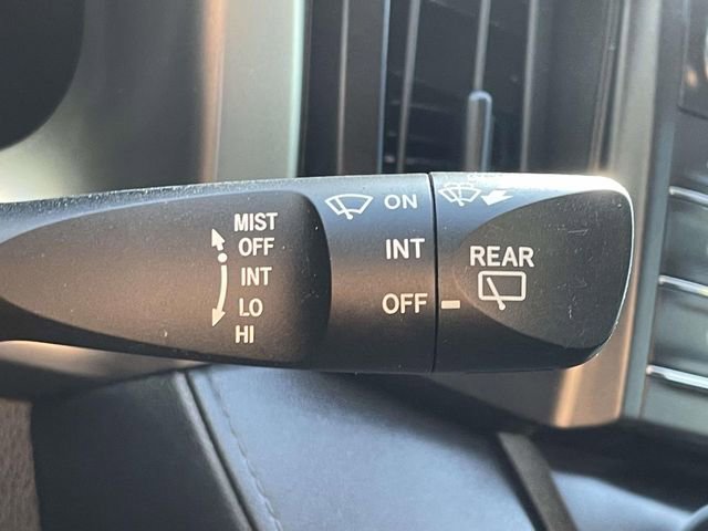 Used 2017 Toyota RAV4 LE image 23