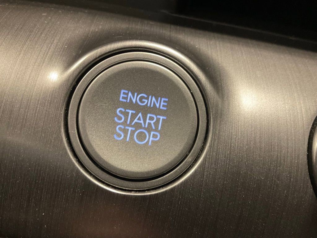 Used 2024 Hyundai Kona Limited image 16