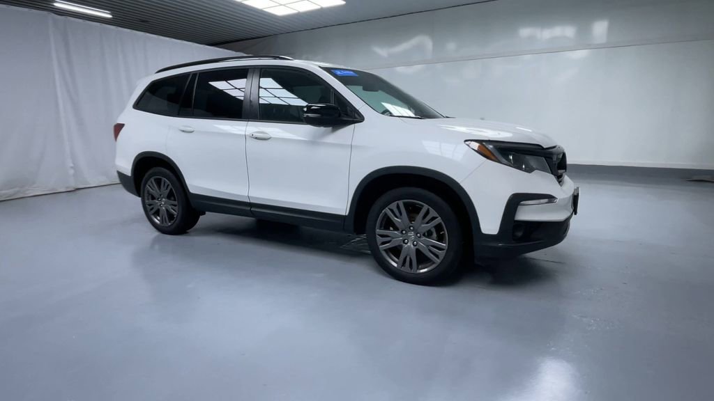 Used 2022 Honda Pilot Sport image 2