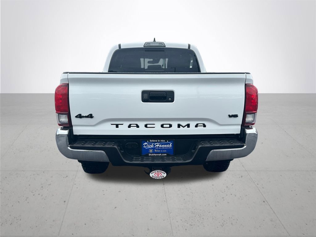 Used 2019 Toyota Tacoma SR5 AWD/4WD image 8