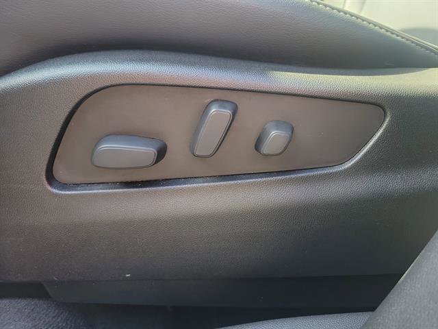 Certified 2023 Cadillac XT4 Premium Luxury image 42