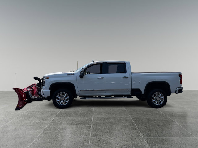 Used 2024 Chevrolet Silverado 2500 High Country w/ High Country Premium Package AWD/4WD image 2