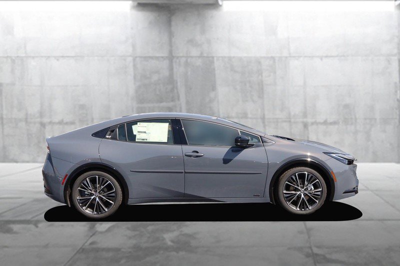 New 2026 Toyota Prius XLE image 5