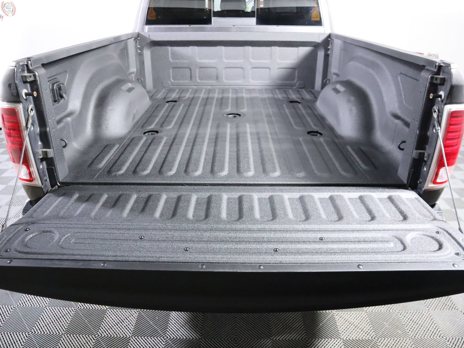 Used 2017 RAM 2500 Limited image 12