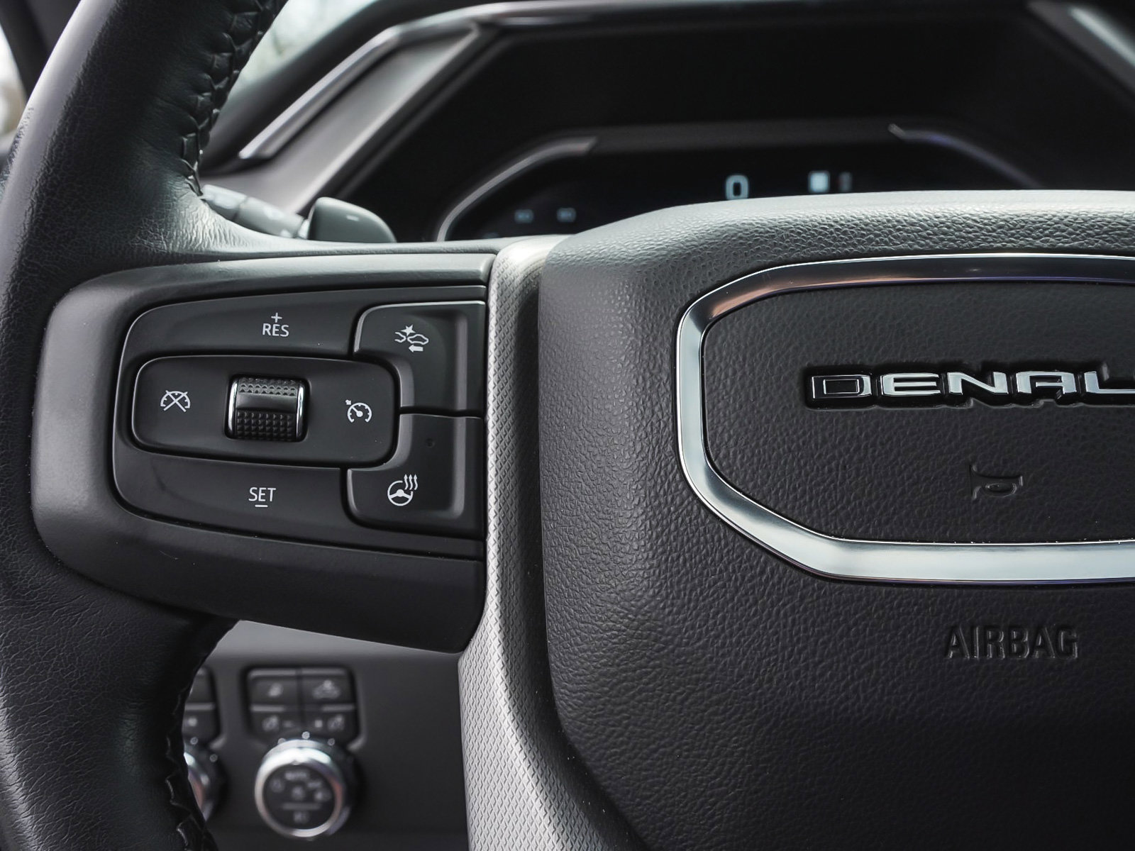 Used 2022 GMC Sierra 1500 Denali AWD/4WD image 19