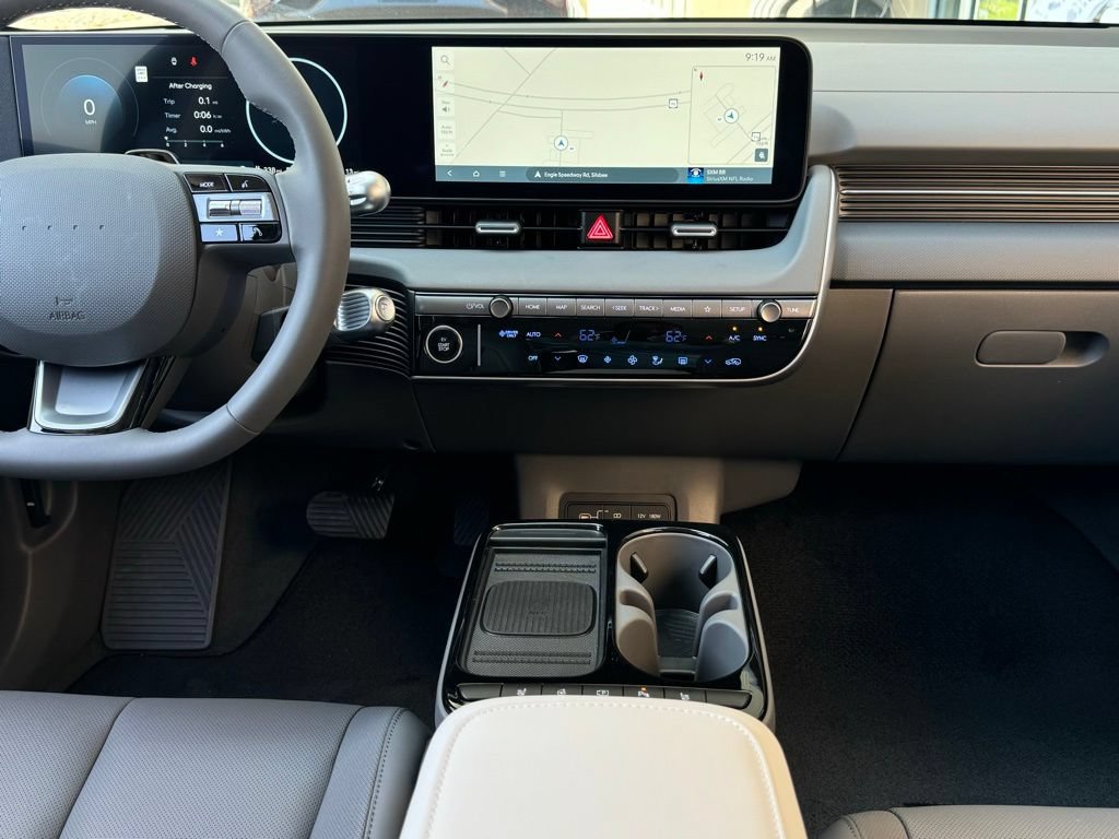 New 2025 Hyundai Ioniq 5 SEL RWD image 4
