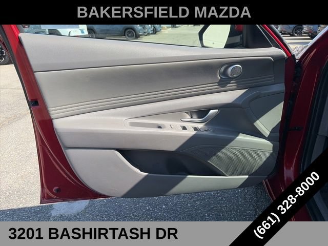 Used 2023 Hyundai Elantra SEL w/ Convenience Package FWD image 15