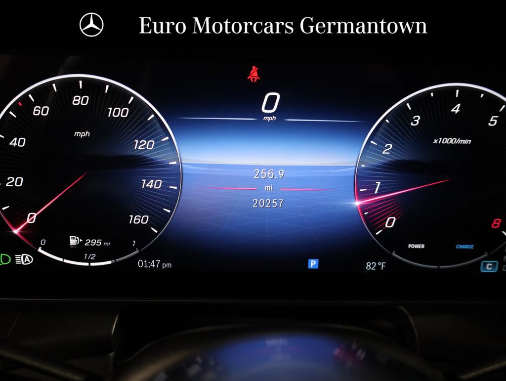 Used 2024 Mercedes-Benz GLC 300 4MATIC image 21