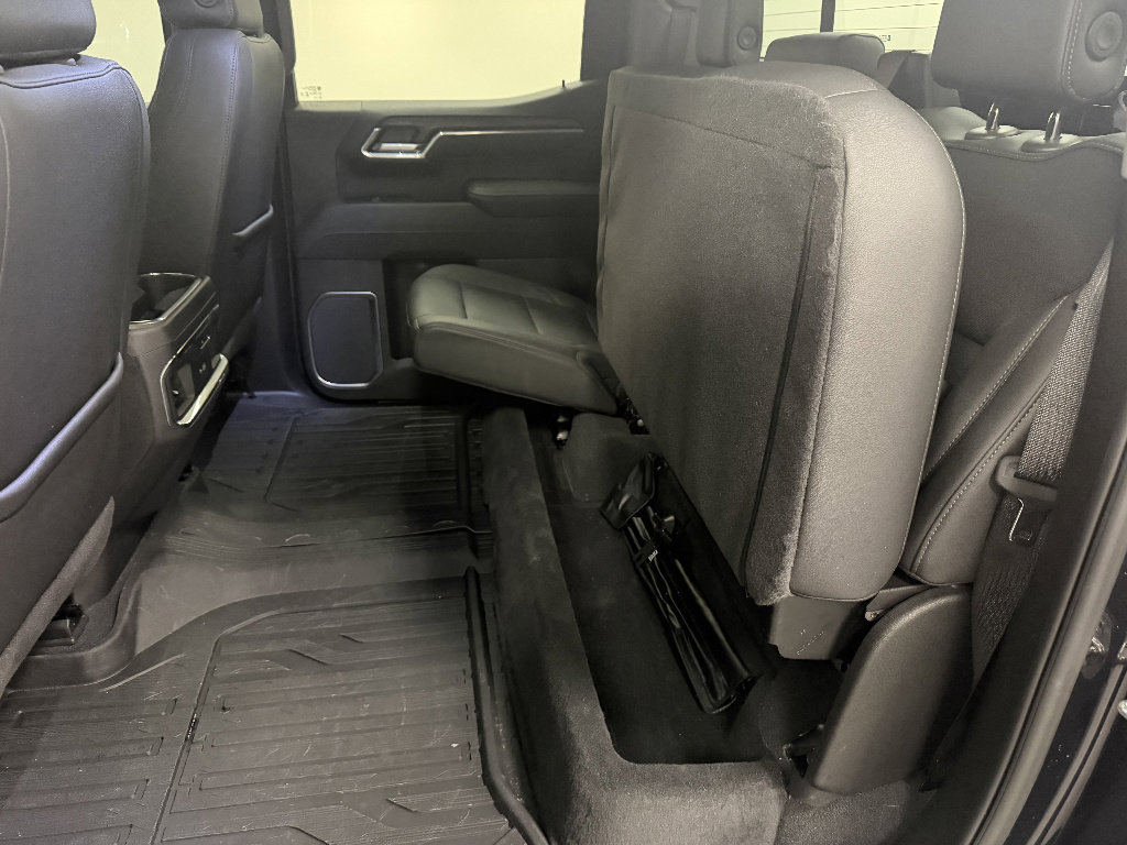 Used 2025 GMC Sierra 1500 SLT w/ SLT Premium Package AWD/4WD image 18