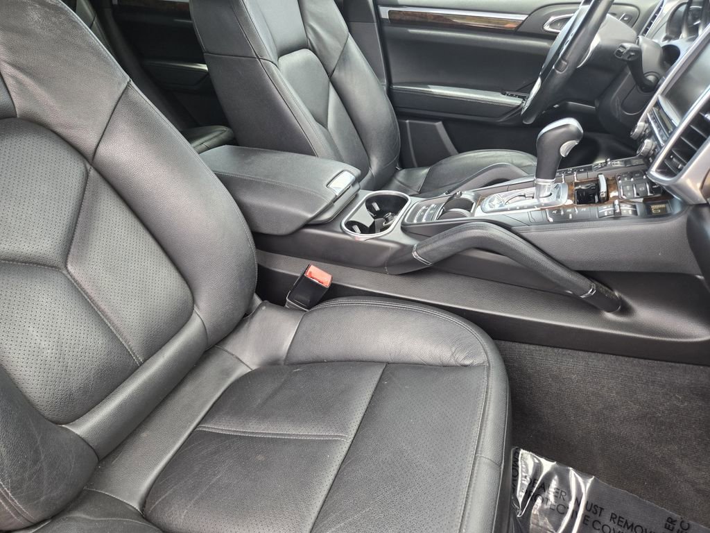 Used 2012 Porsche Cayenne S AWD/4WD image 15