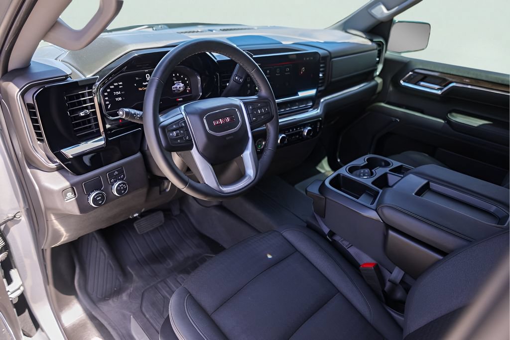 Used 2024 GMC Sierra 1500 Elevation RWD image 10