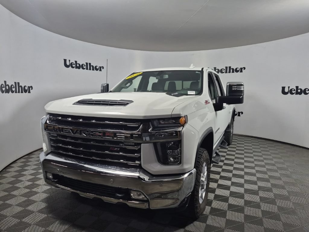 Used 2020 Chevrolet Silverado 2500 LTZ w/ LTZ Convenience Package AWD/4WD image 3