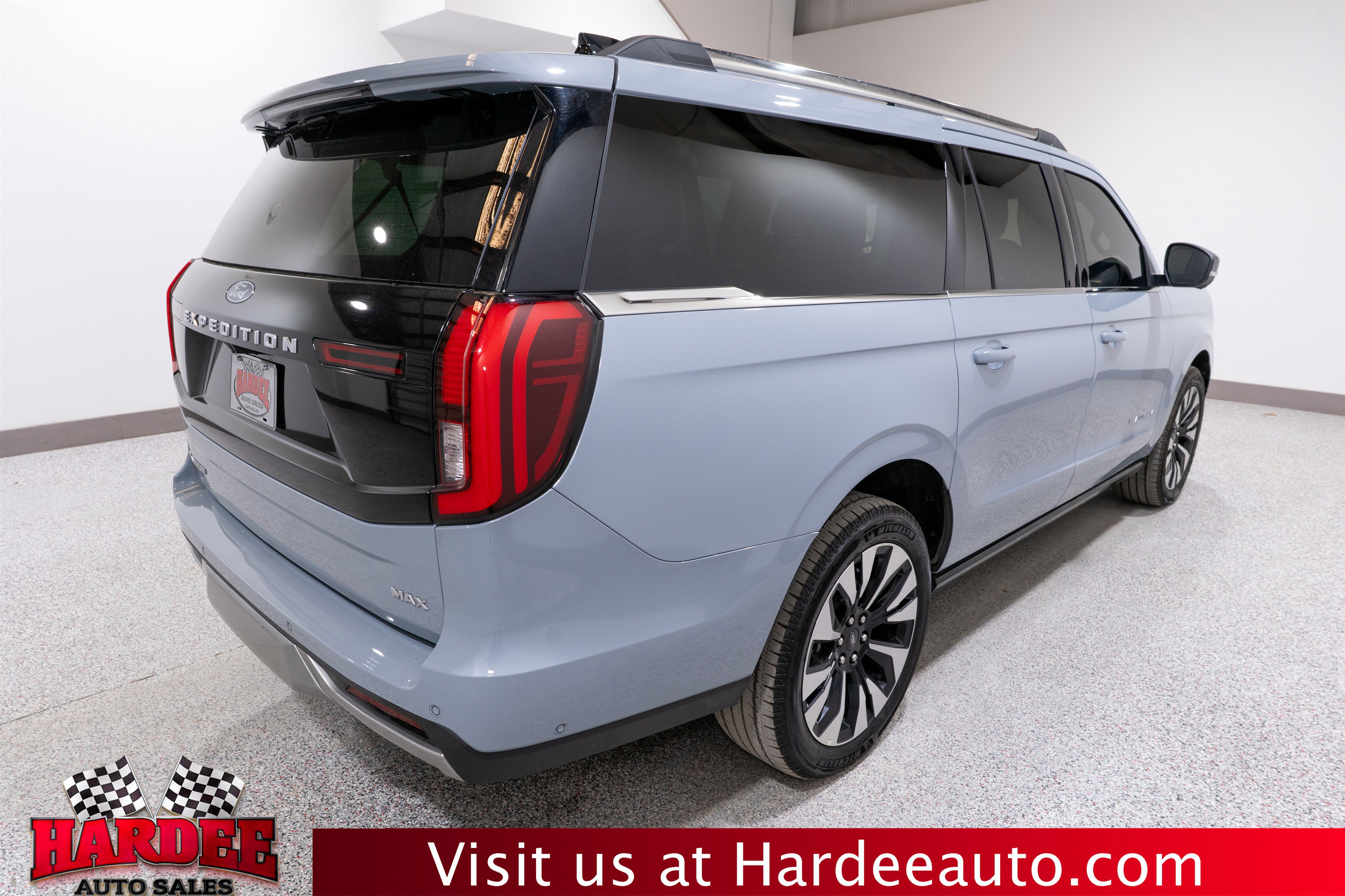 Used 2025 Ford Expedition Max Platinum w/ Driver's Package image 5