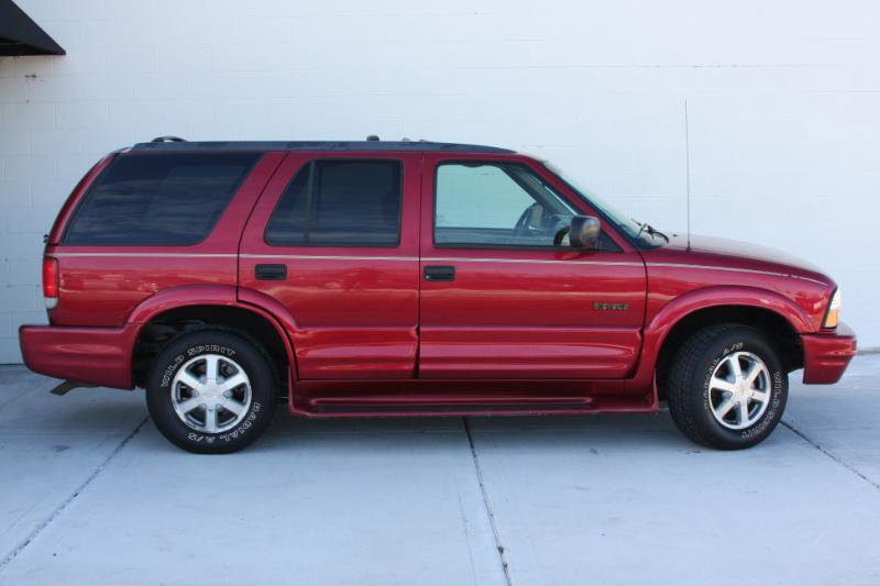 Used 2000 Oldsmobile Bravada AWD w/ Convenience Pkg I image 7