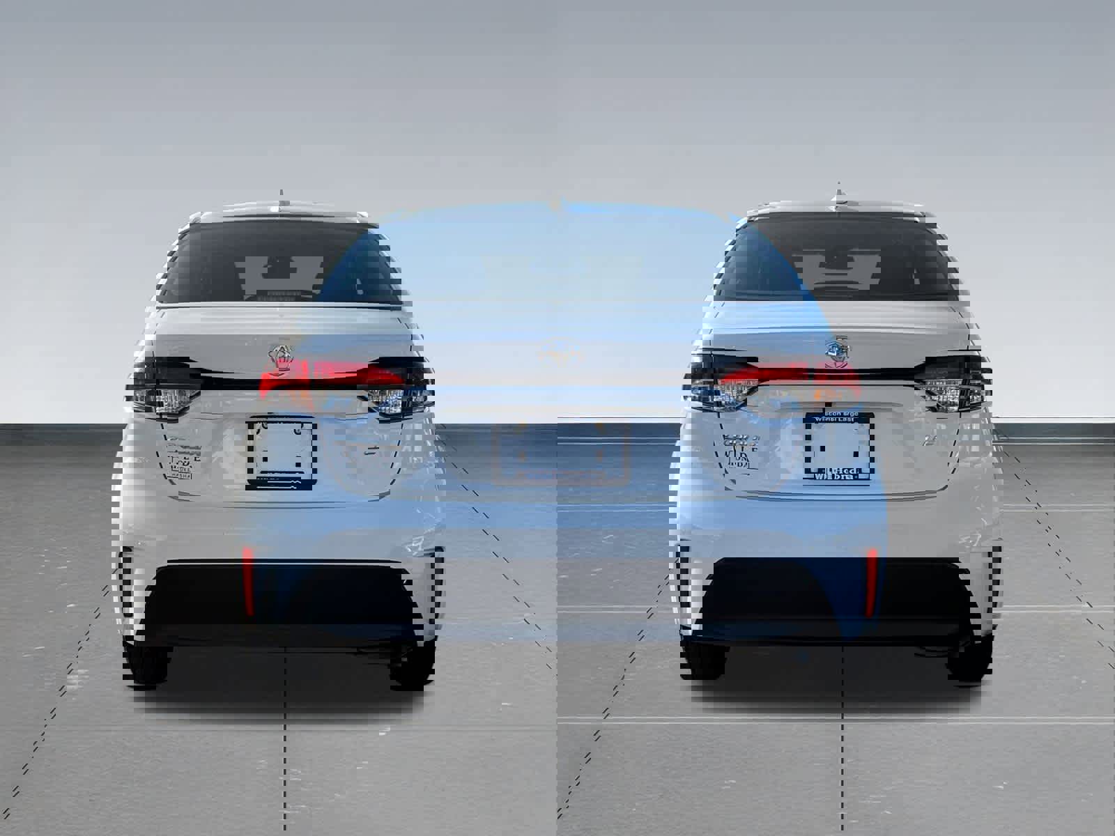 Used 2023 Toyota Corolla LE image 5