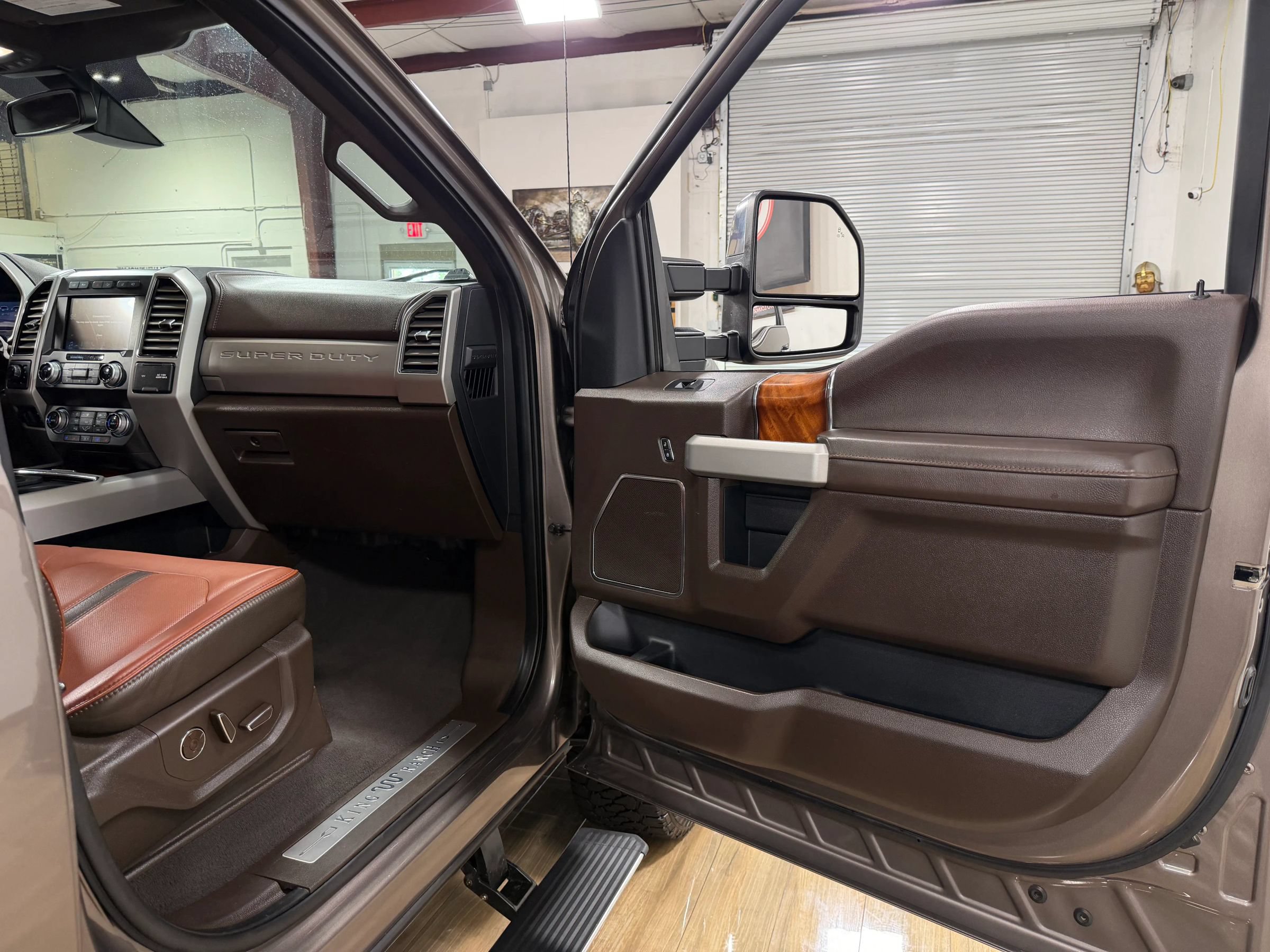 Used 2019 Ford F250 King Ranch w/ King Ranch Ultimate Package AWD/4WD image 19