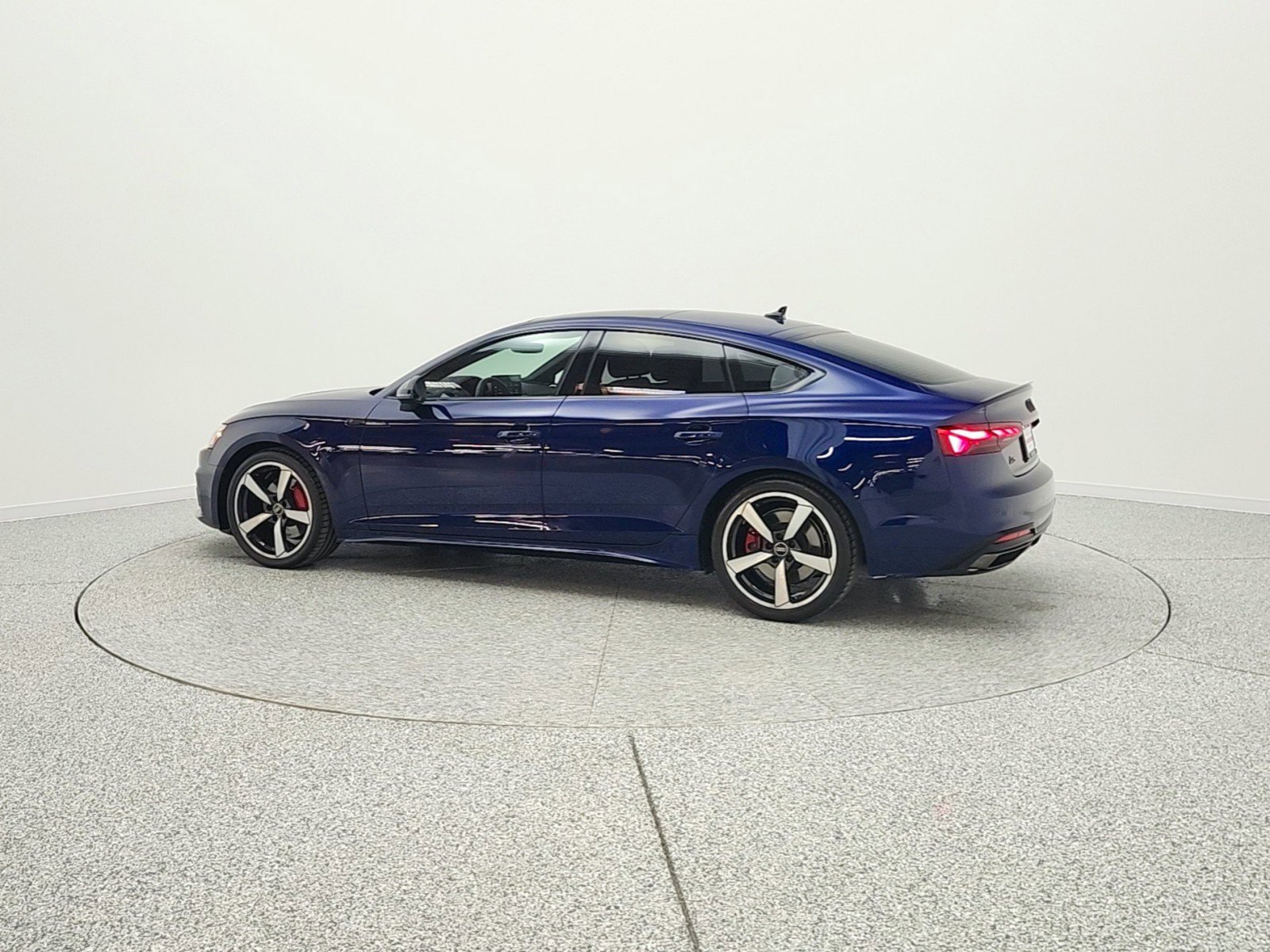 Used 2024 Audi A5 2.0T Premium Plus AWD/4WD image 8