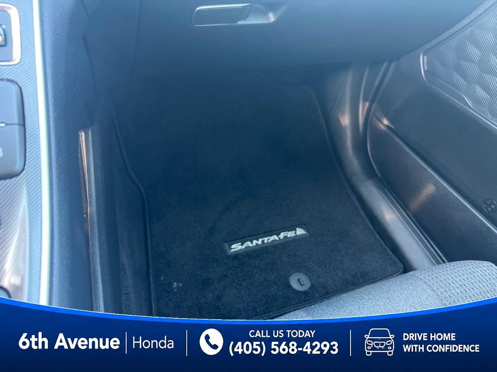 Used 2023 Hyundai Santa Fe SEL FWD image 39