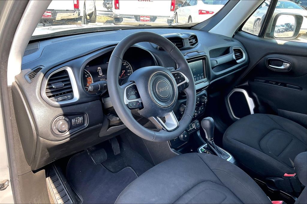 Used 2021 Jeep Renegade Latitude image 14