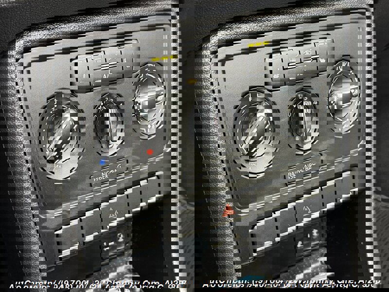 Used 2018 Volkswagen Beetle 2.0T Coast w/ Coast Lighting Package image 19