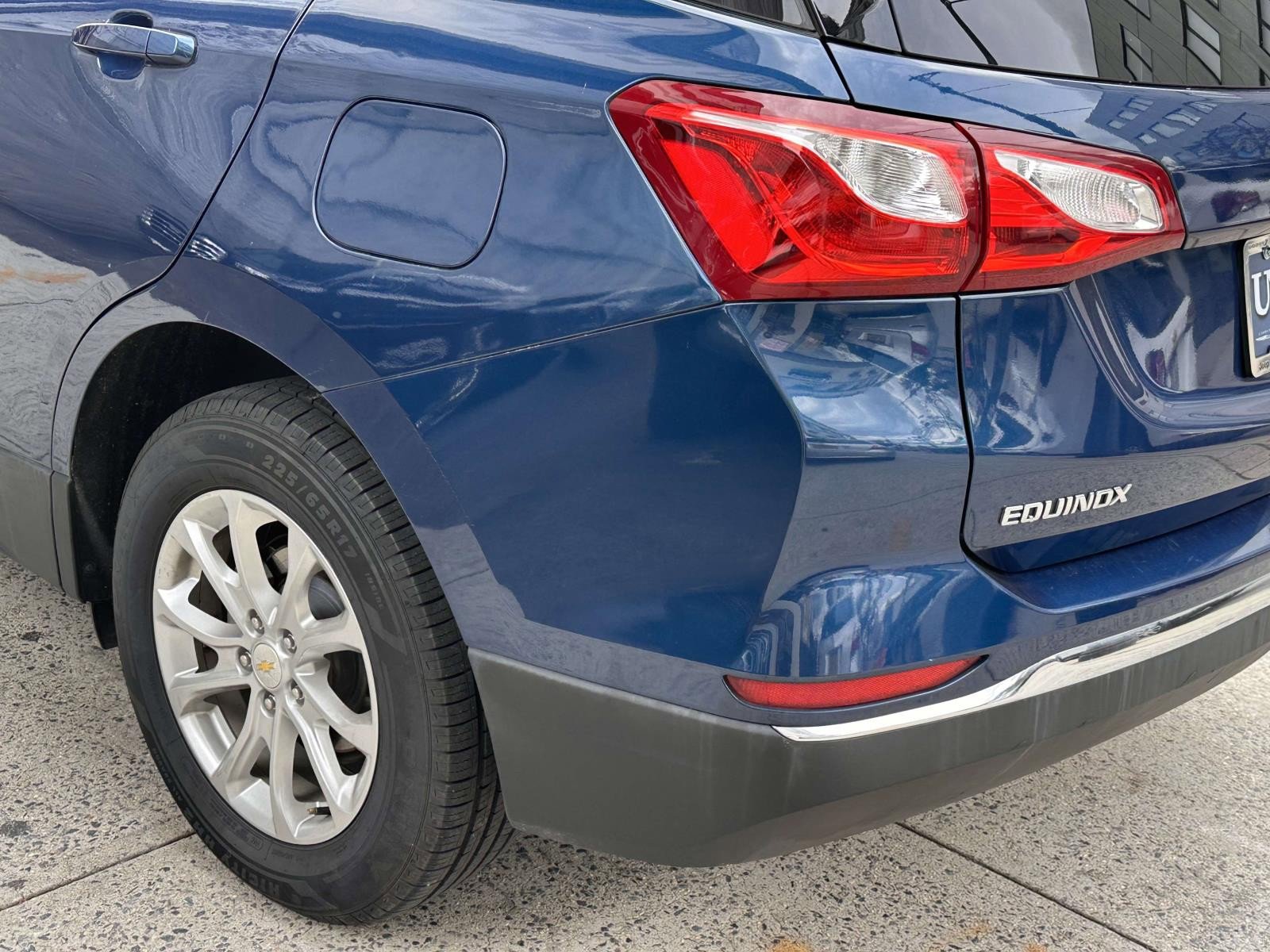 Used 2021 Chevrolet Equinox LT image 9