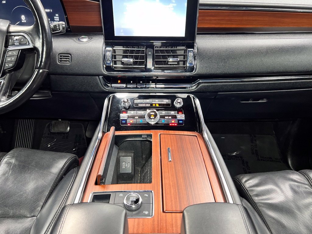 Used 2021 Lincoln Navigator Reserve AWD/4WD image 10