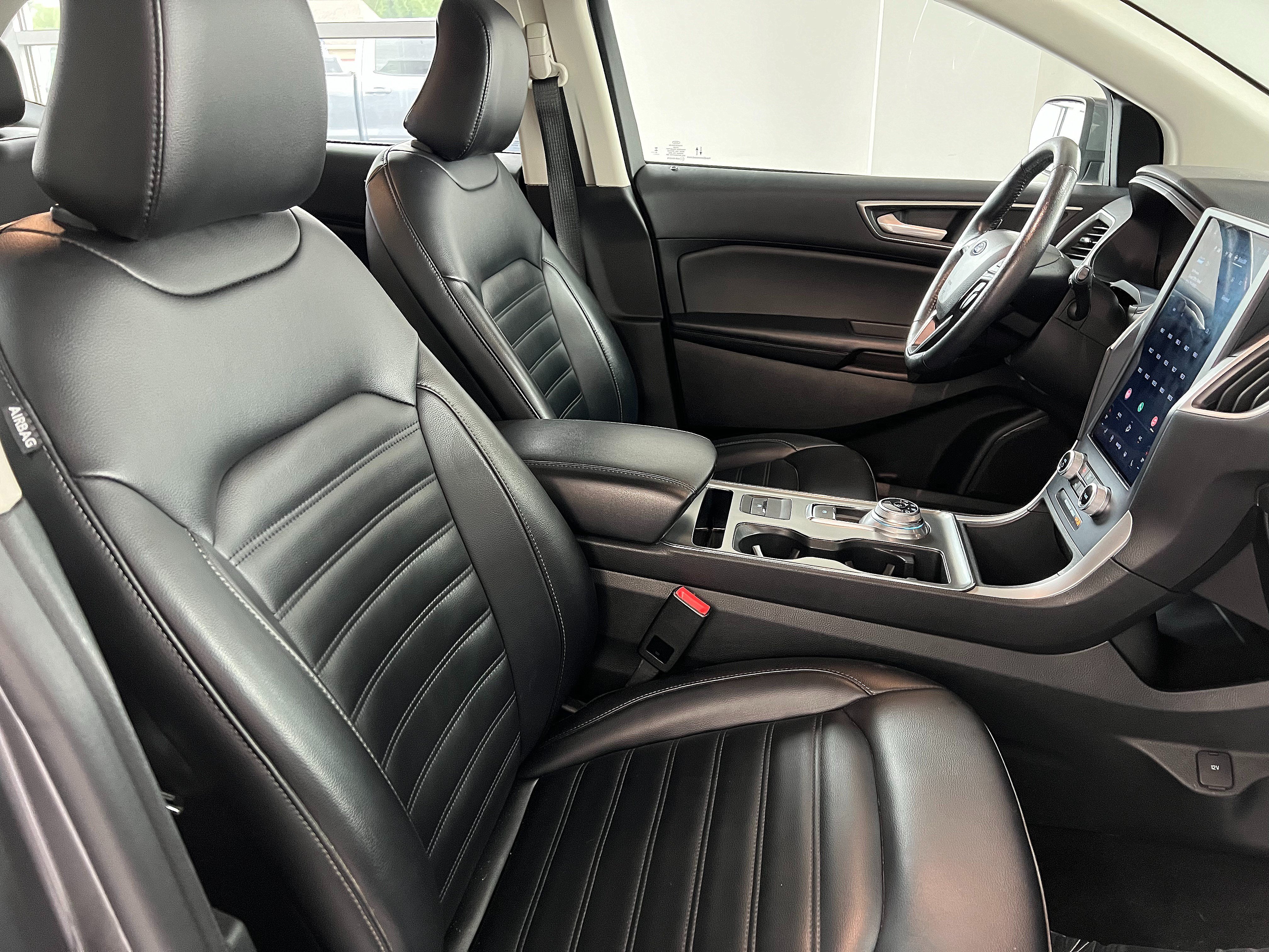 Used 2022 Ford Edge SEL AWD/4WD image 24