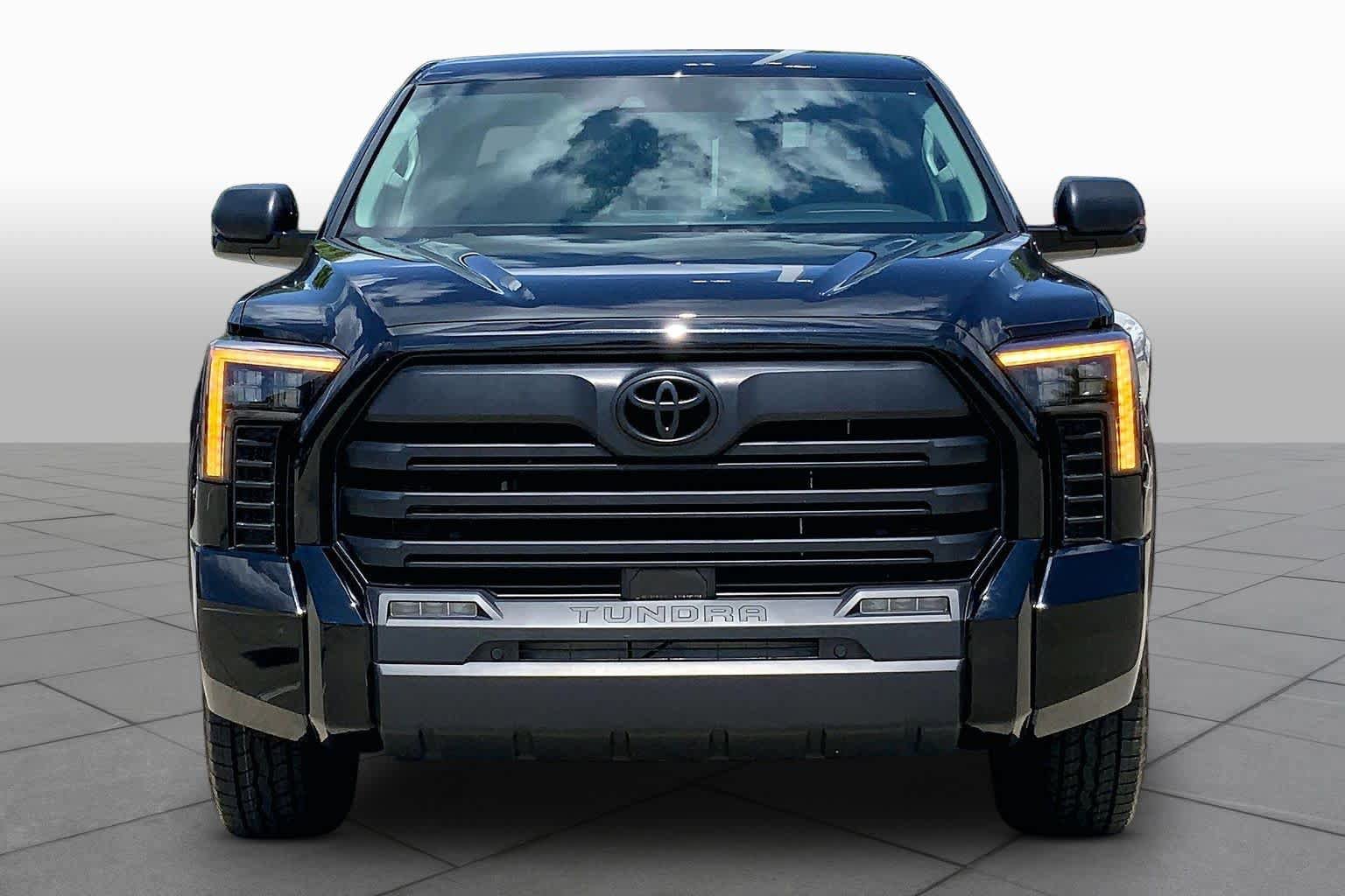 Used 2024 Toyota Tundra SR5 w/ SR5 Premium Package RWD image 4