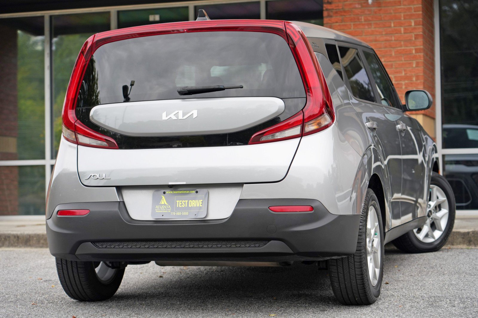 Used 2022 Kia Soul LX w/ Technology Package FWD image 4