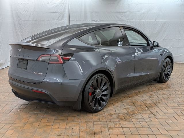 Used 2022 Tesla Model Y Performance image 7