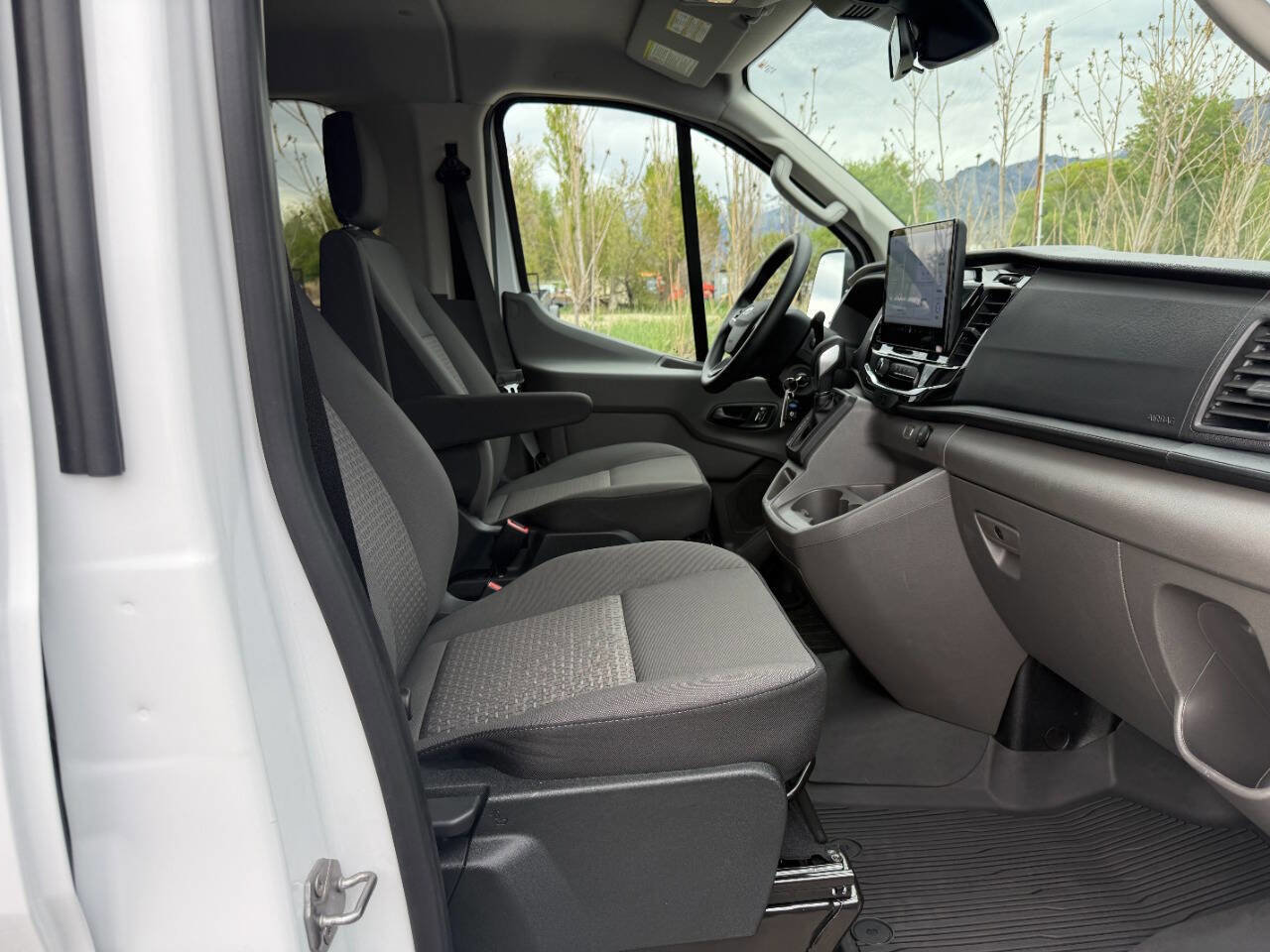 Used 2025 Ford Transit 350 XLT AWD/4WD image 18