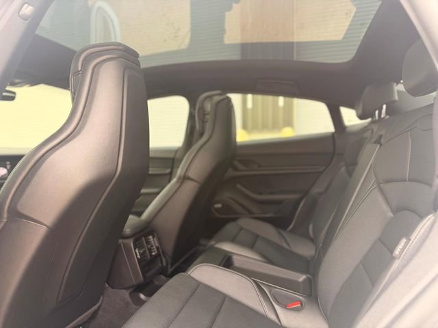 Used 2020 Porsche Taycan 4S image 2