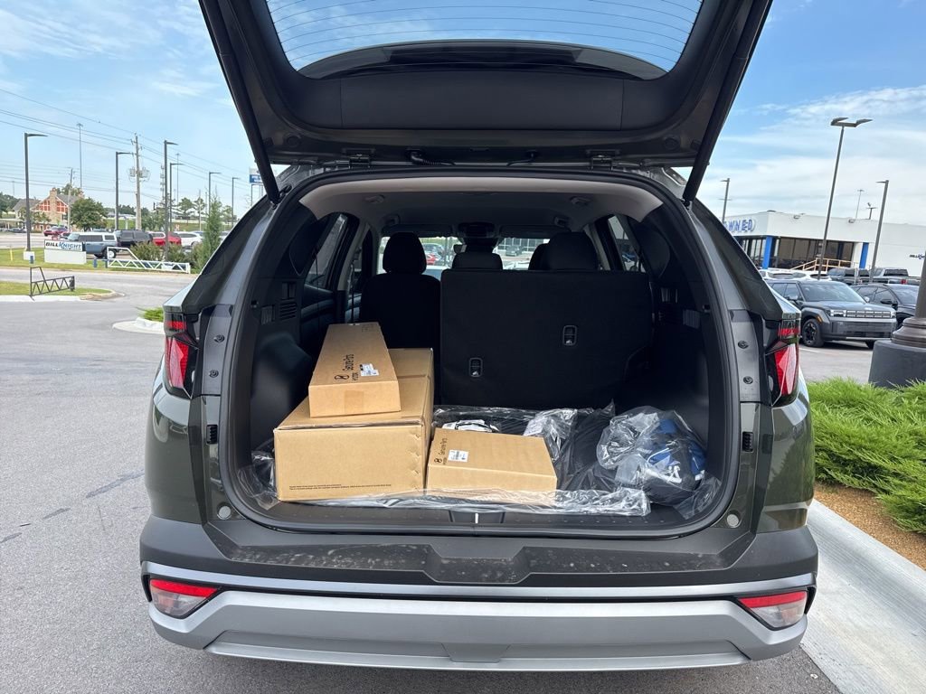 New 2026 Hyundai Tucson SEL FWD image 11