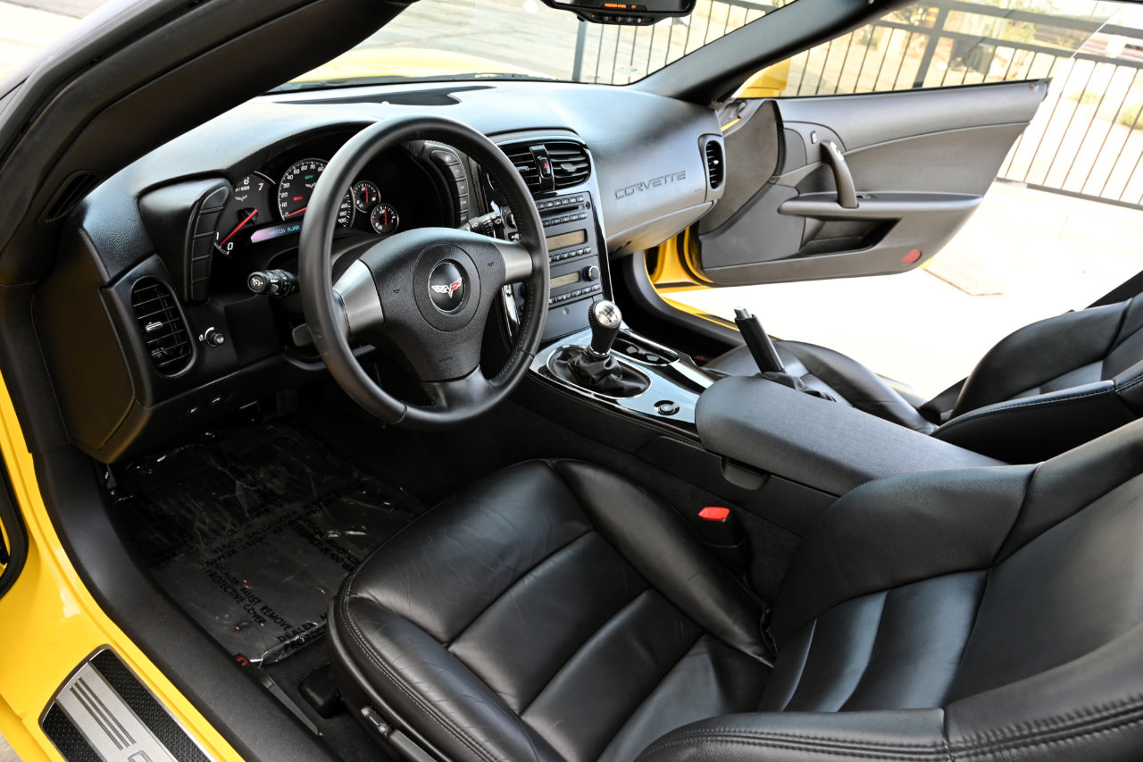 Used 2008 Chevrolet Corvette Coupe image 12