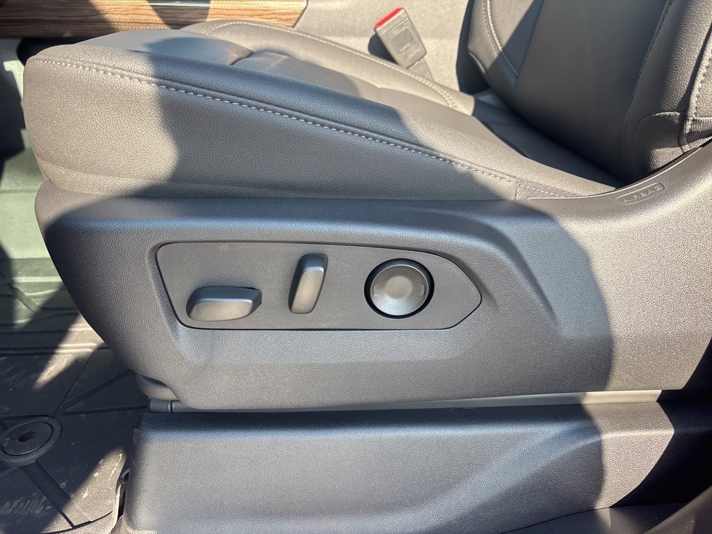 New 2026 Chevrolet Silverado 1500 RST w/ Convenience Package II image 21