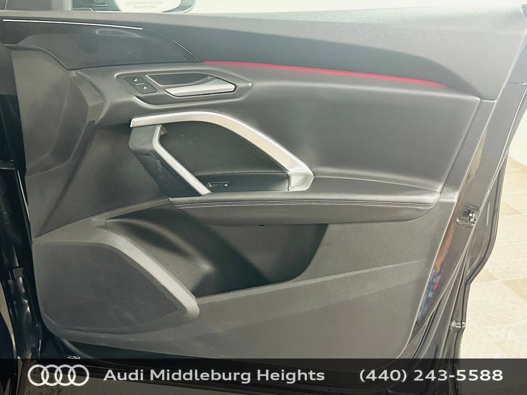 Used 2025 Audi Q5 Premium AWD/4WD image 27
