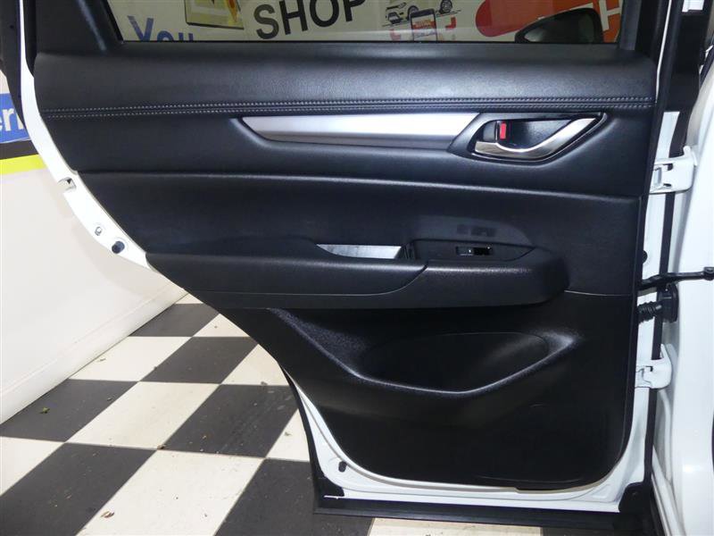 Used 2021 MAZDA CX-5 Touring image 29