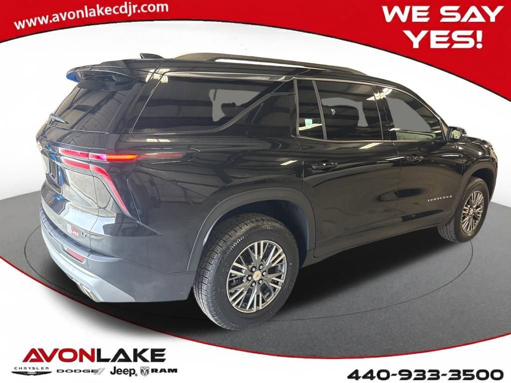 Used 2024 Chevrolet Traverse LT image 5