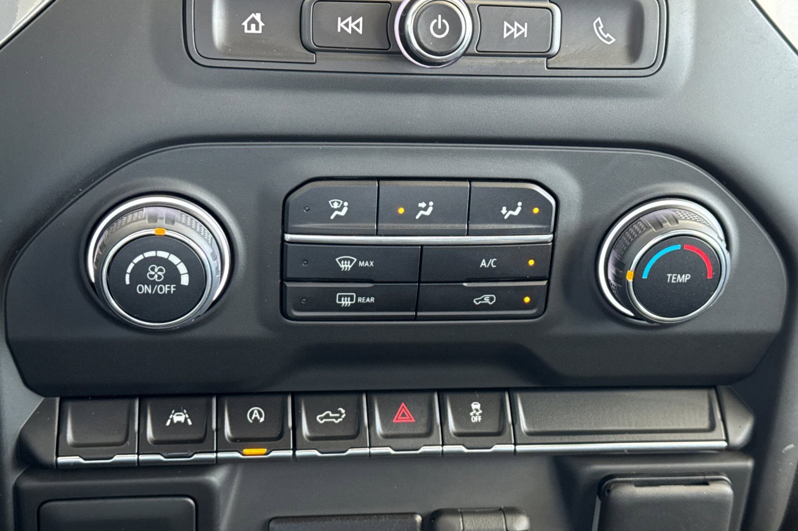New 2025 Chevrolet Silverado 1500 Custom w/ Turbomax Blackout Package image 19