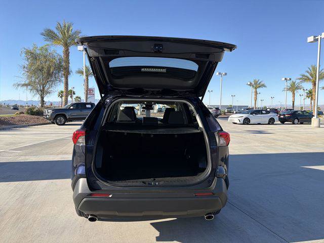 Certified 2025 Toyota RAV4 XLE FWD image 31